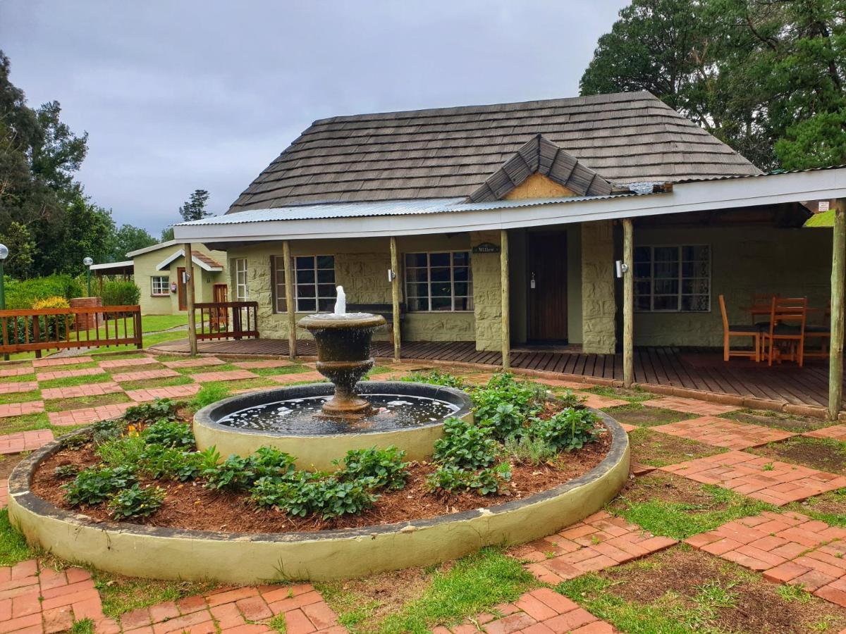 Gooderson Leisure Mountain View Cottages Self Catering And Timeshare Resort Drakensberg Garden Exterior photo