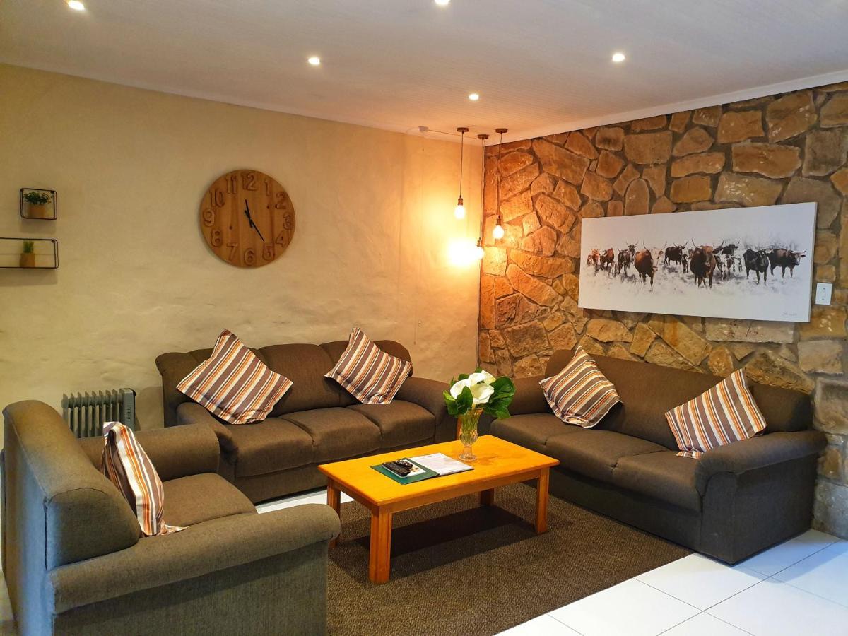Gooderson Leisure Mountain View Cottages Self Catering And Timeshare Resort Drakensberg Garden Exterior photo