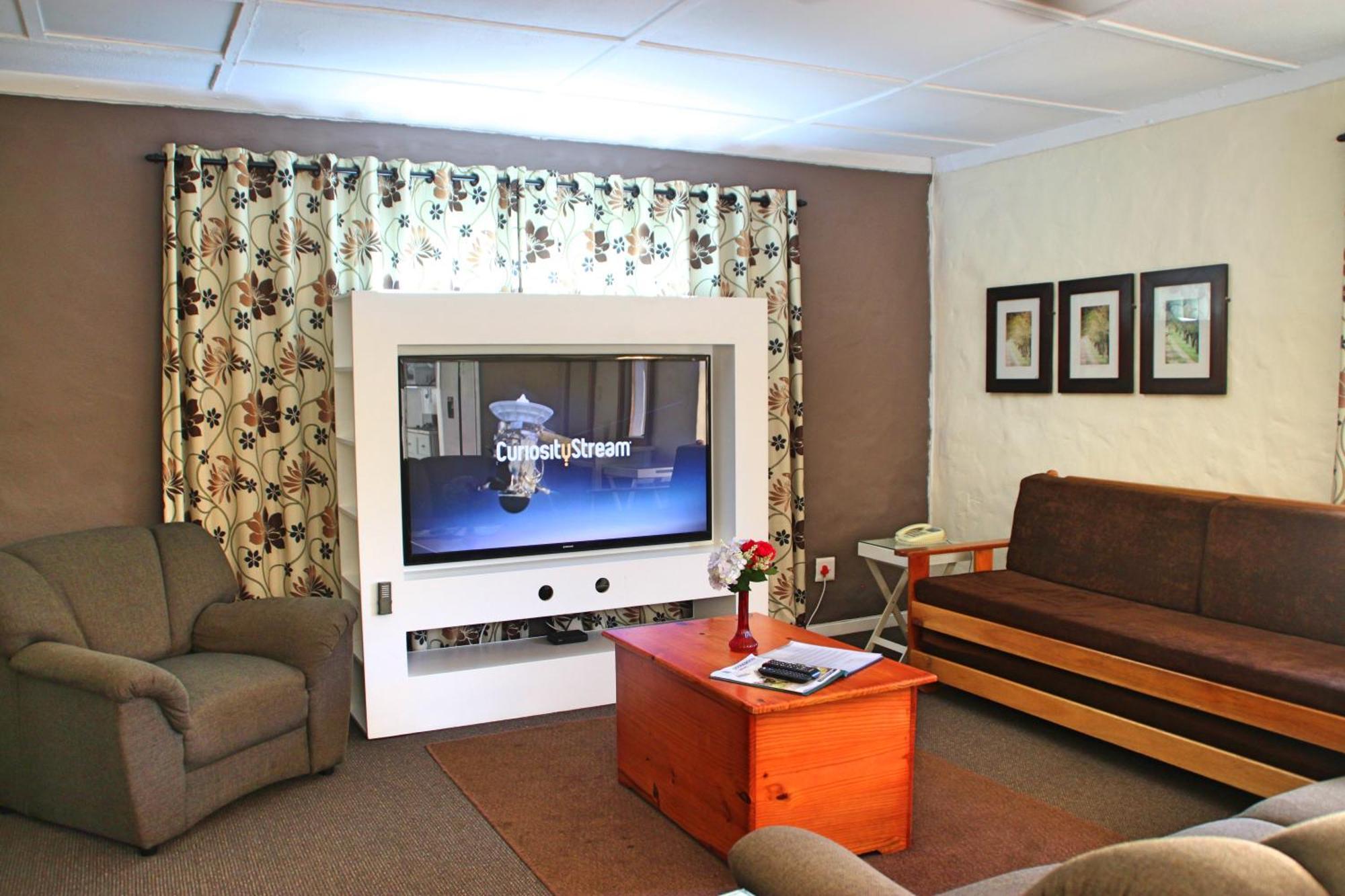 Gooderson Leisure Mountain View Cottages Self Catering And Timeshare Resort Drakensberg Garden Room photo